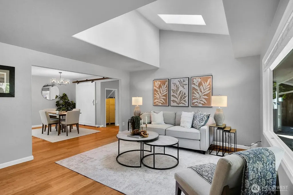 12117 NE 143rd Place Kirkland WA 98034