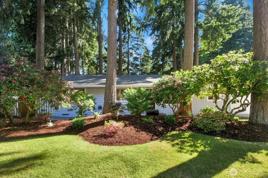 12117 NE 143rd Place Kirkland WA 98034