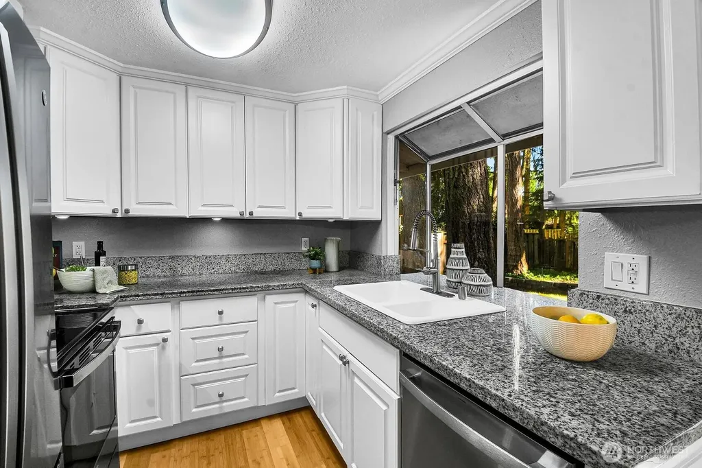 12117 NE 143rd Place Kirkland WA 98034