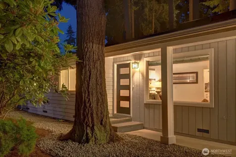 12117 NE 143rd Place Kirkland WA 98034