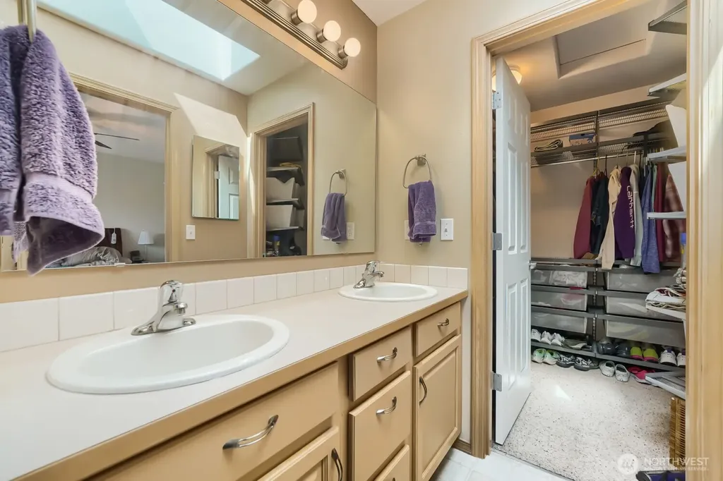 1008 R Street NW Auburn WA 98001