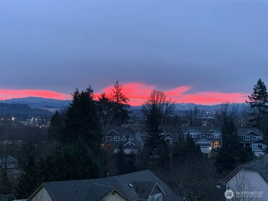 1008 R Street NW Auburn WA 98001