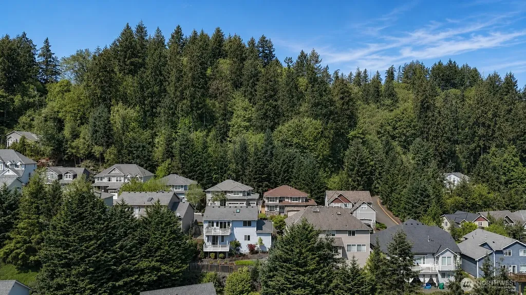 1008 R Street NW Auburn WA 98001