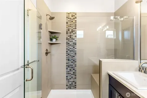 966 6th Avenue NE Issaquah WA 98029