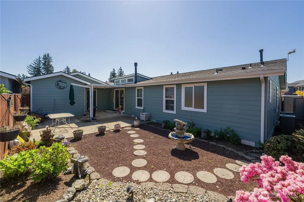 22310 SE 243rd Street Maple Valley WA 98038