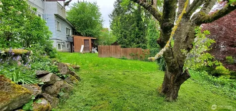 3004 E Yesler Way Seattle WA 98122