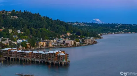 3717 Beach Drive SW Seattle WA 98116