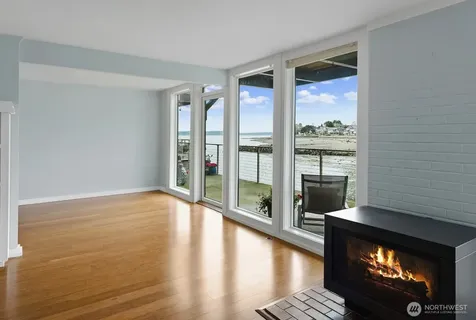 3717 Beach Drive SW Seattle WA 98116