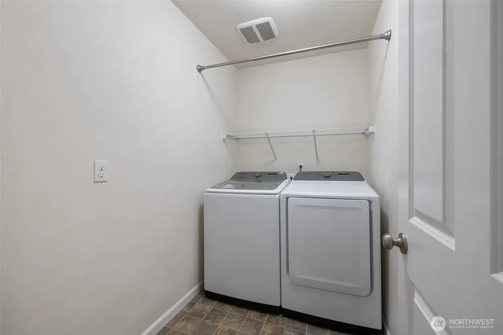 419 200th Street SW Lynnwood WA 98036