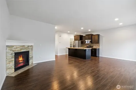 419 200th Street SW Lynnwood WA 98036