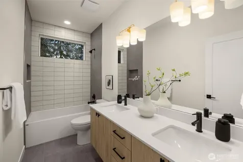 8403 NE 137th Street Kirkland WA 98034