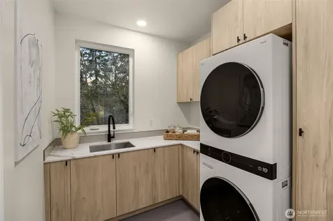8403 NE 137th Street Kirkland WA 98034