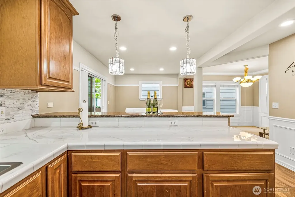 23620 102nd Avenue SE Kent WA 98031