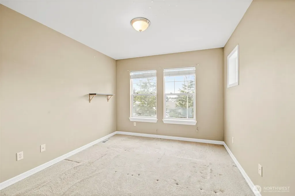 23620 102nd Avenue SE Kent WA 98031