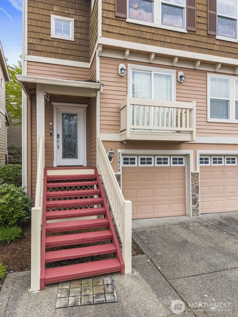 23620 102nd Avenue SE Kent WA 98031
