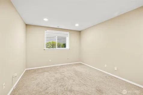 23620 102nd Avenue SE Kent WA 98031