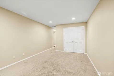 23620 102nd Avenue SE Kent WA 98031