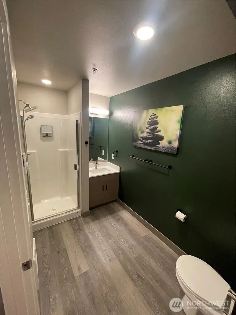 1882 Front Street Lynden WA 98264