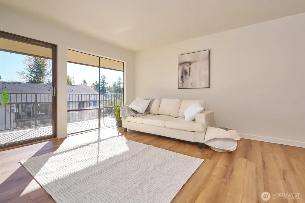 13229 Linden Avenue N Seattle WA 98133