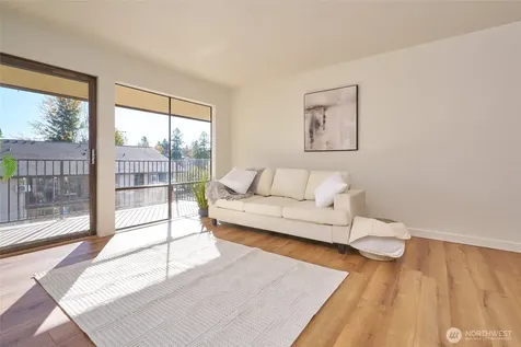 13229 Linden Avenue N Seattle WA 98133