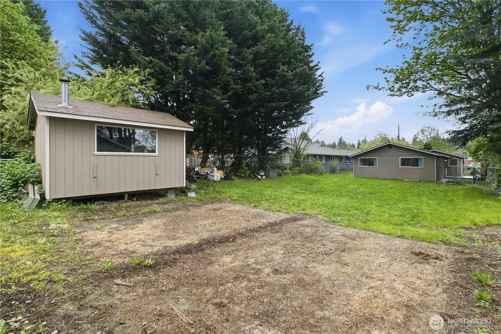13033 31st Ave NE Seattle WA 98125