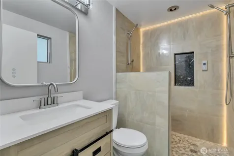 13033 31st Ave NE Seattle WA 98125