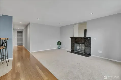 13033 31st Ave NE Seattle WA 98125