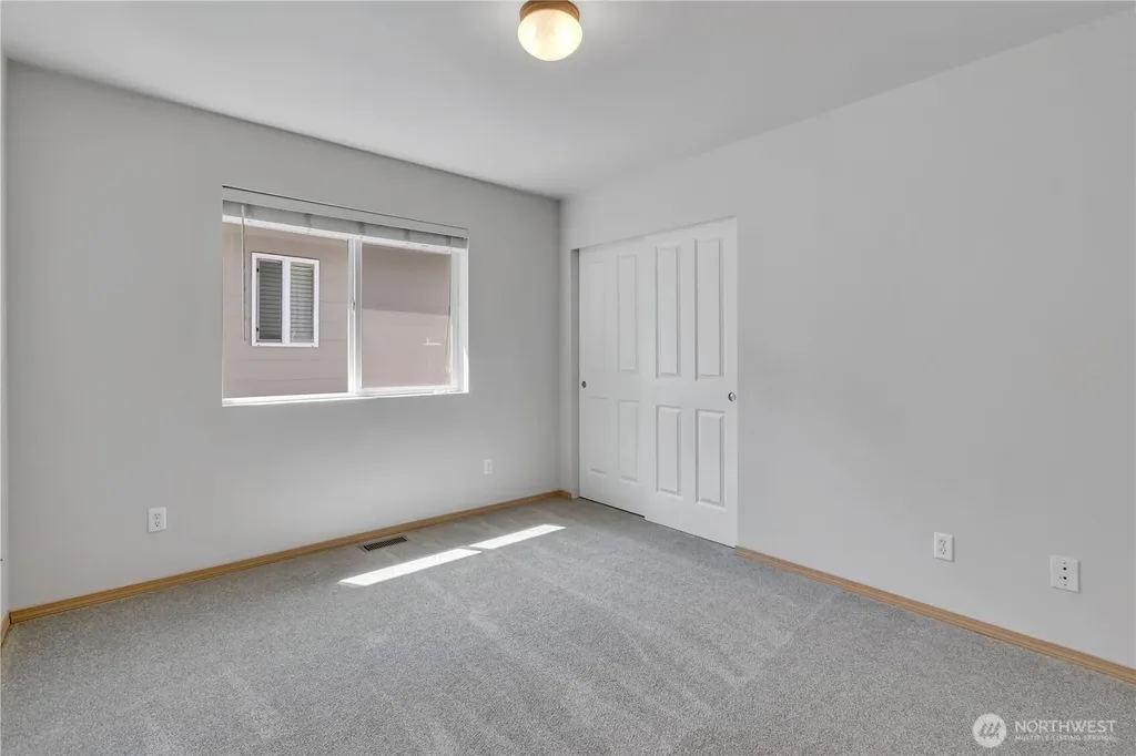 19124 97 Avenue Ct E Puyallup WA 98375