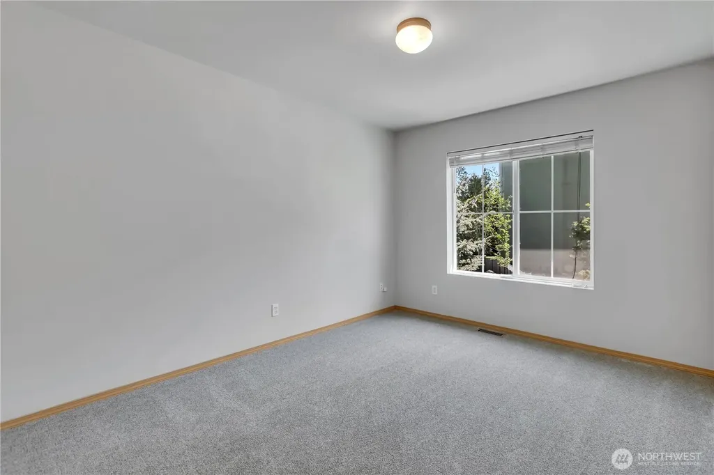 19124 97 Avenue Ct E Puyallup WA 98375