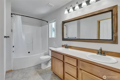 19124 97 Avenue Ct E Puyallup WA 98375