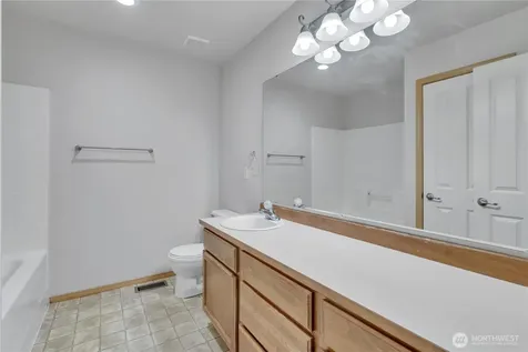 19124 97 Avenue Ct E Puyallup WA 98375