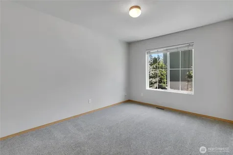 19124 97 Avenue Ct E Puyallup WA 98375