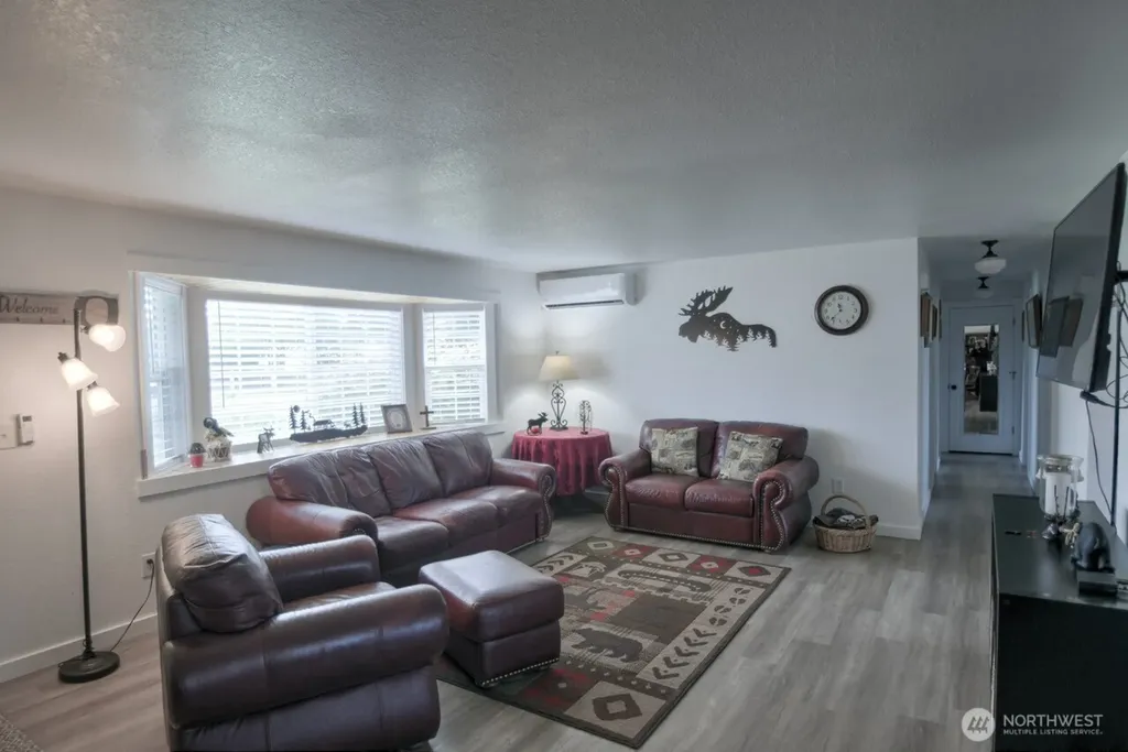 231 Maple Napavine WA 98565