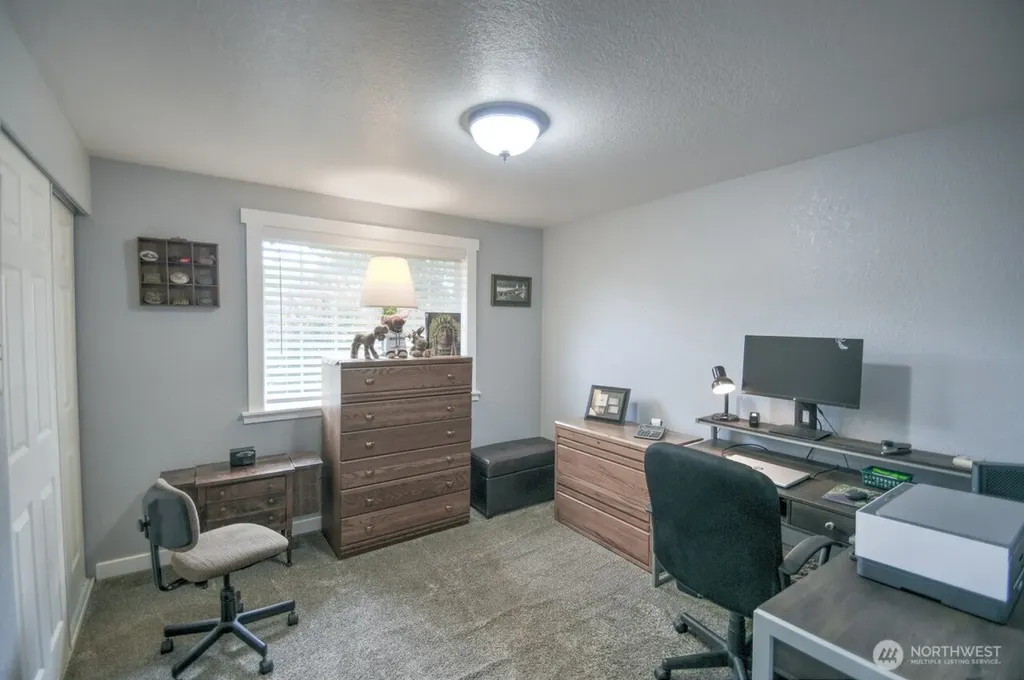 231 Maple Napavine WA 98565