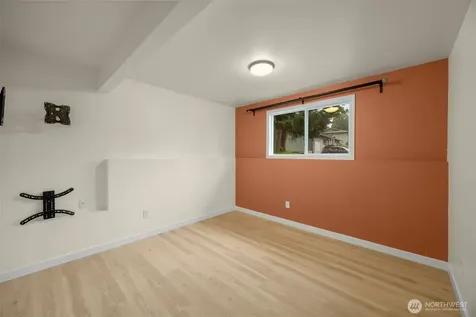 15718 126th Place NE Woodinville WA 98072
