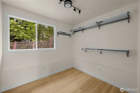 15718 126th Place NE Woodinville WA 98072