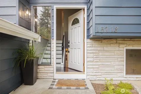 15718 126th Place NE Woodinville WA 98072