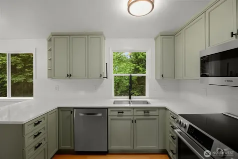 15718 126th Place NE Woodinville WA 98072