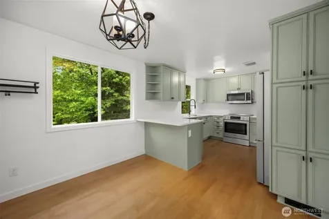 15718 126th Place NE Woodinville WA 98072