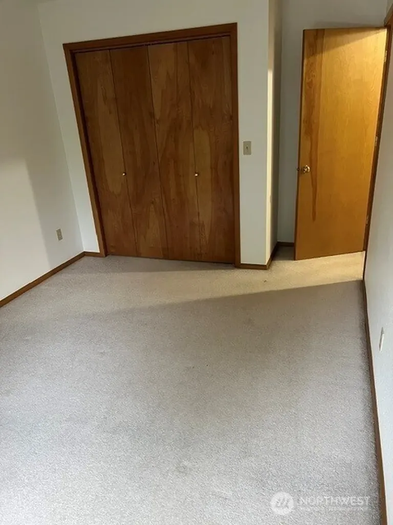 32021 SE 291 Street Ravensdale WA 98051