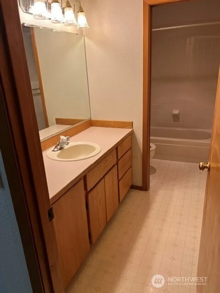 32021 SE 291 Street Ravensdale WA 98051