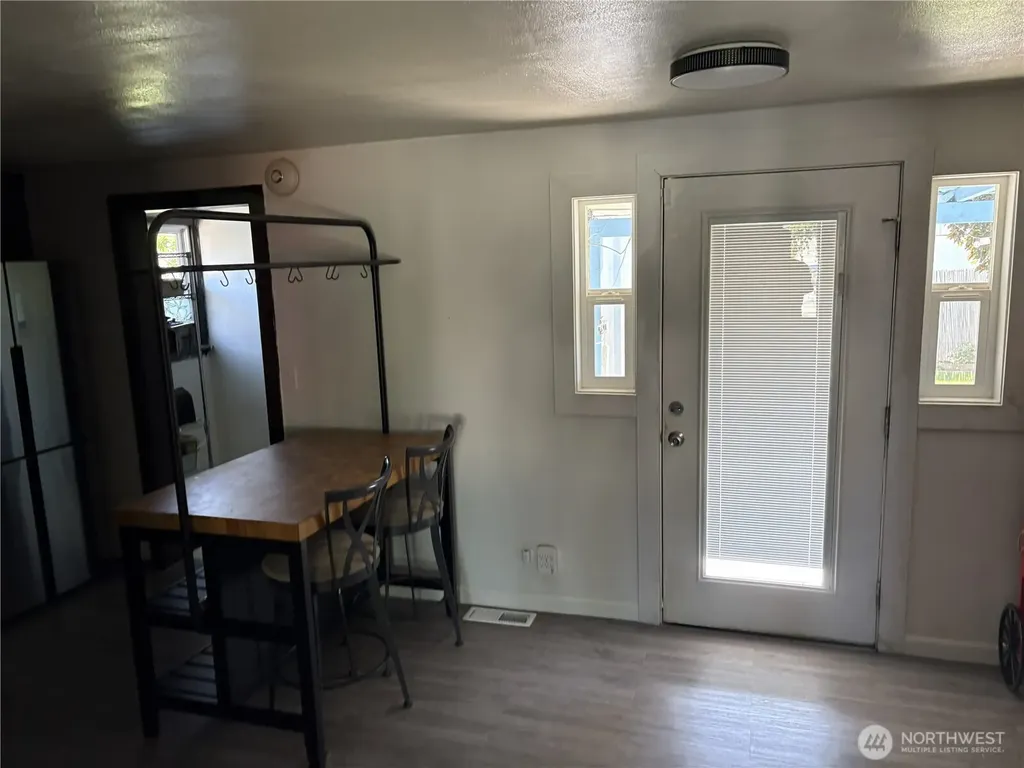 230 NE Ivy Street Ephrata WA 98823