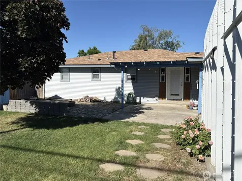 230 NE Ivy Street Ephrata WA 98823