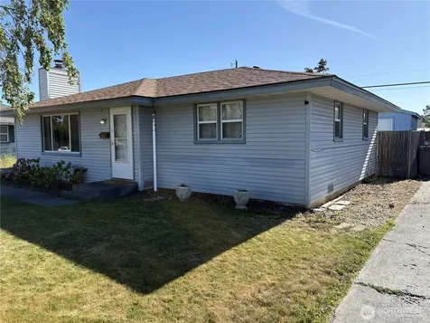 230 NE Ivy Street Ephrata WA 98823