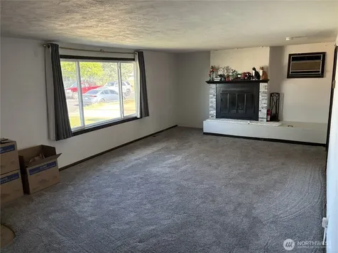 230 NE Ivy Street Ephrata WA 98823