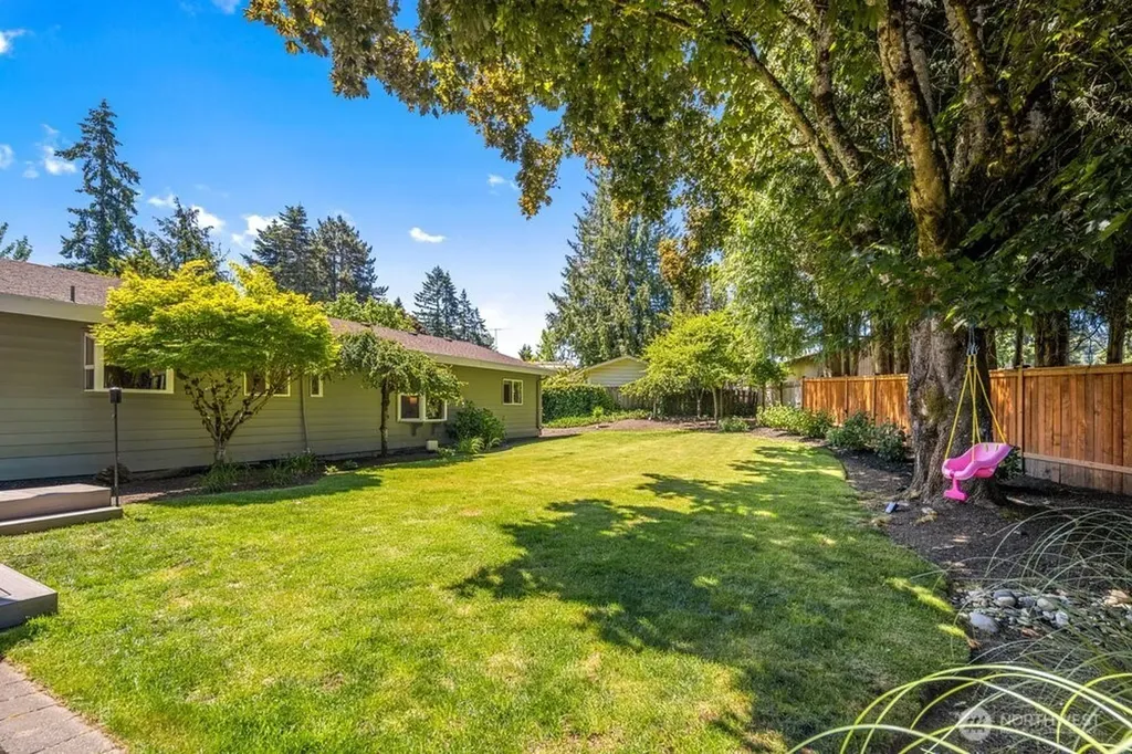 12610 SE 73rd Place Newcastle WA 98056