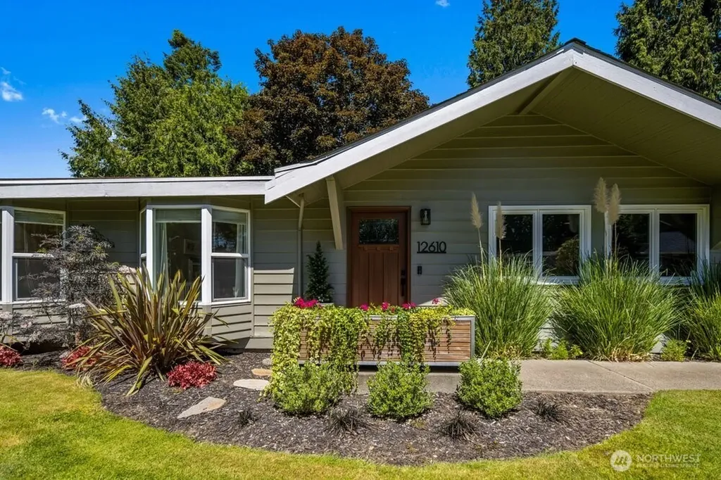 12610 SE 73rd Place Newcastle WA 98056