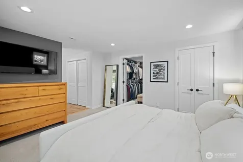 12610 SE 73rd Place Newcastle WA 98056