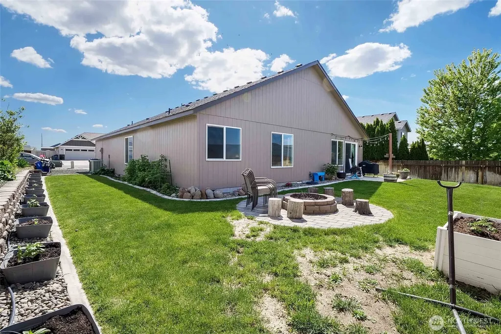 811 7th Avenue NE Ephrata WA 98823