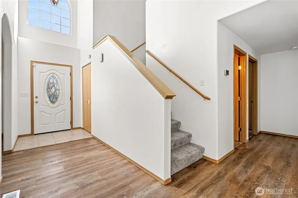 1139 Nepean Drive SE Olympia WA 98513